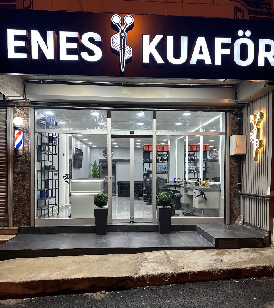 Enes Kuaför Güzellik Merkezi dış görünümü